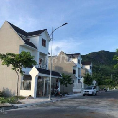 Bán lô đất 160m2 full thổ cư đường 639 Cát Thành