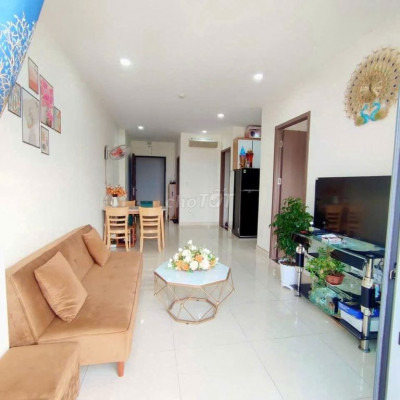 Chính chủ cần bán gấp căn hộ chung cư full nội thất có thể vào ở ngay.