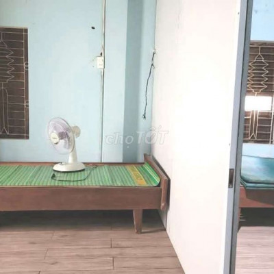 Thuê nhà 2pn đối diện nhà máy sữa