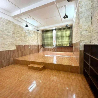 Nhà mặt tiền Mai Xuân Thưởng 5*14m