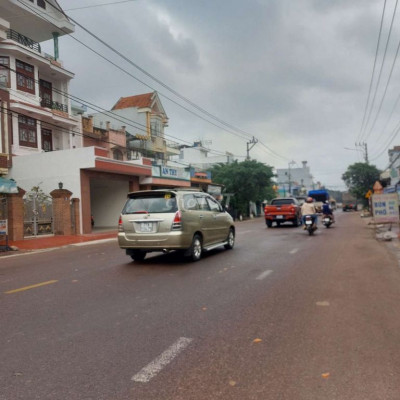 BÁN NHÀ MẶT TIỀN QUỐC LỘ 1A GẦN CHỢ PHÚ TÀI. 3PN, 2WC