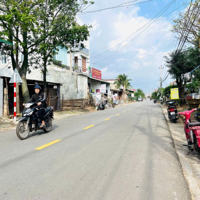 Xách vali vào ở ngay, nhà cấp 4 kiên cố, 2 PN, 6 x 20m, chỉ 850 triệu