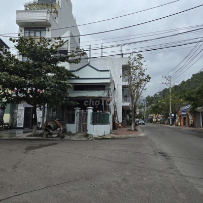 Bán nhà căn góc mặt tiền Hoàng Văn Thụ - Nguyễn Chích