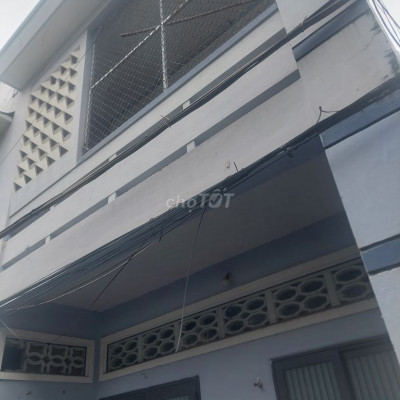 Bán nhà 2 tầng hẻm Lê Hồng Phong giá 2,7 tỉ