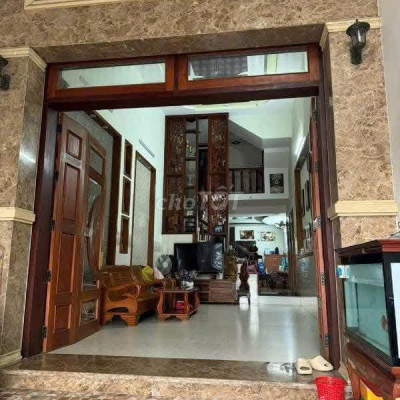 Bán nhà 4 tầng mặt tiền đường Hoa Lư view trực diện sông giá 6,5 tỉ