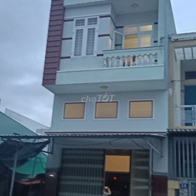 Nhà mặt tiền Lê Đại Cang, Nhơn Bình, 3 tầng, 190m2
