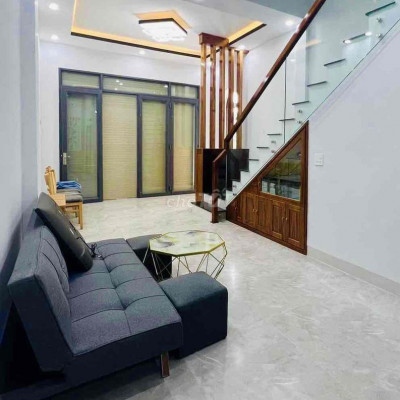 Nhà mặt tiền mới leng keng gần chung cư Altara