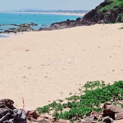 Cần bán nhà 3 mặt biển xã Mỹ Đức.huyện phù Mỹ.tỉnh bình định