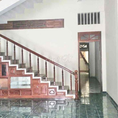 Nhà mặt tiền Tây Sơn ngang 5,5m