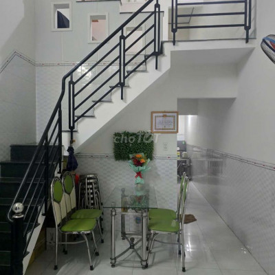 Bán nhà Ghềnh Ráng, Quy Nhơn. Cách biển 100m