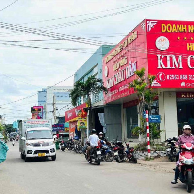 Nhà 2 tầng, mặt tiền Phan Trọng Tuệ, ngay chợ Hoài Hương, giá 2,x tỷ