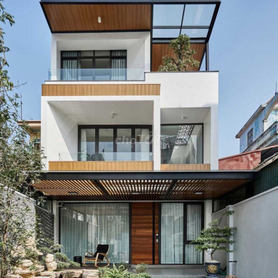 Cần bán nhà 2 mặt tiền đối diện chợ Xóm tiêu