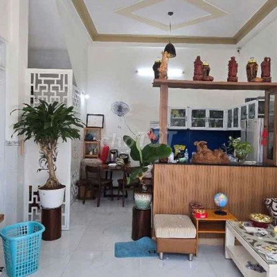 Nhà Hẻm  P. Ngô Mây Quy Nhơn , 40m2 , 2 Tầng , Giá 2 Tỷ 750TR