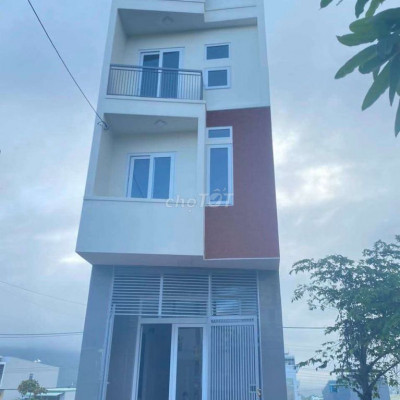 Nhà 2 Mặt Tiền Hà Thanh 2 P.Đống Đa Quy Nhơn , 47,6m2 , 4 Mê ,