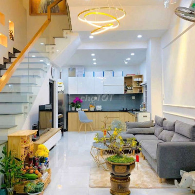 Bán Nhanh Nhà Hẻm Cạn Trần Hưng Đạo - 40m2 - 3 tầng - Full Nội Thất