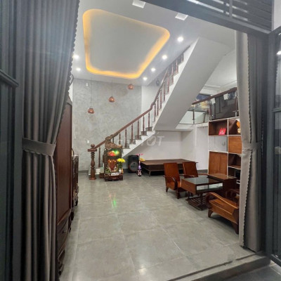 Bán nhà 39,1m2, 3 phòng ngủ, đường Bùi Đức Sơn, p Đống Đa