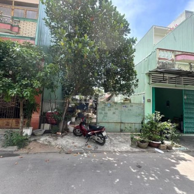 Bán lô đất mặt tiền Lê Văn Trung giá 3 tỉ 450