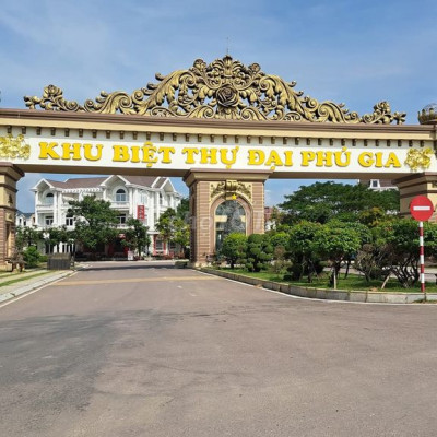 Bán 2 lô đất liền kề ngay cổng Đại Phú Gia giá 11,2 tỉ