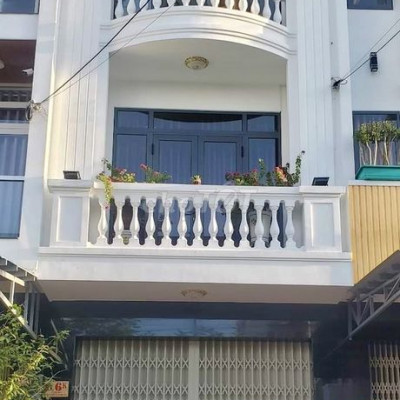 Bán nhà mặt tiền đường Trần Tự Khánh, TP Quy Nhơn, Bình Định.