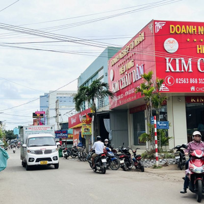 14m mặt tiền Phan Trọng Tuệ nhà mới vào ở ngay, 135m2, giá 1,x tỷ