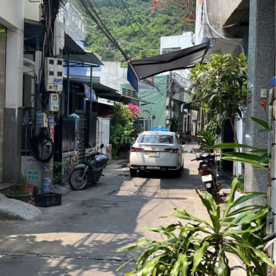 Bán nhà hẻm Gara Quyền, đường Tây Sơn, phường Quang Trung, Quy Nhơn