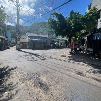 Bán Nhà Mặt Tiền Phạm Ngũ Lão  Quy Nhơn , 57m2 , Gác Lỡ , Giá 6 Tỷ