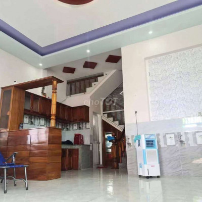 Bán Nhà Mặt Tiền Kinh Doanh  , 68,23m2 , 3 Tầng , Giá 6 Tỷ 500TR