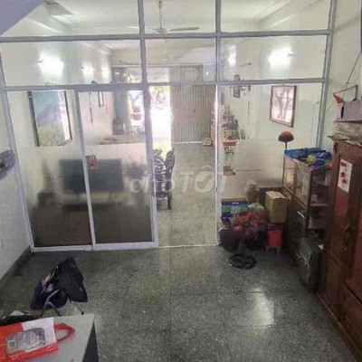 Cho thuê nhà 3 tầng mặt tiền Nguyễn Thị Định