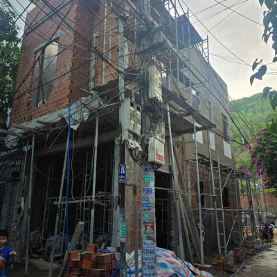 Bán nhà hẻm Chế Lan Viên, Ghềnh Ráng, Quy Nhơn đang xây dựng