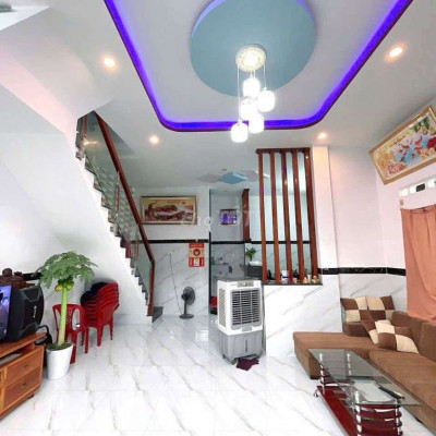 Căn góc hẻm Tháp Đôi đầy đủ công năng