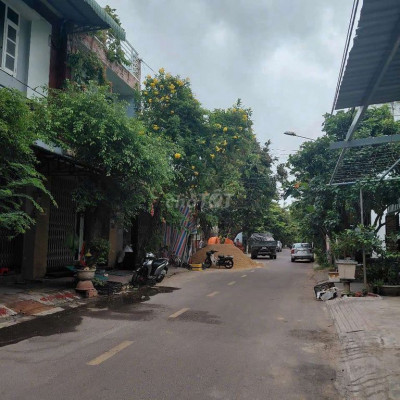 Nhà 2 lầu xây kiên cố đẹp giá 3.1 tỷ