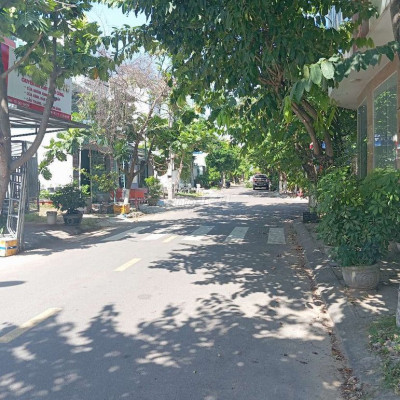 Bán đất mặt tiền đường lê cơ