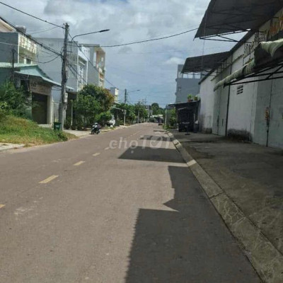 BÁN 6 LÔ ĐẤT TT.TUY PHƯỚC GẦN CẦU ÔNG ĐÔ DT: 1050M2  GIÁ: 13.7TỶ