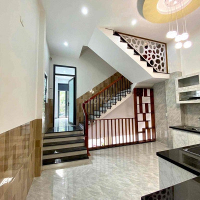 Bán nhà 4 tầng mới mặt tiền Phạm Thị Đào