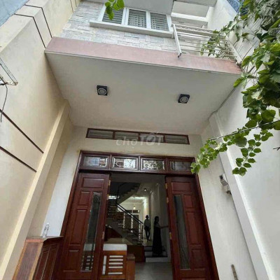 Nhà mặt tiền Huỳnh Thúc Kháng