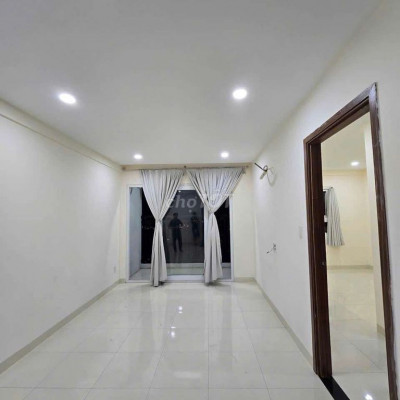 Bán chung cư Xuân Thủy block C. Cách trường đại học Quy Nhơn 1km