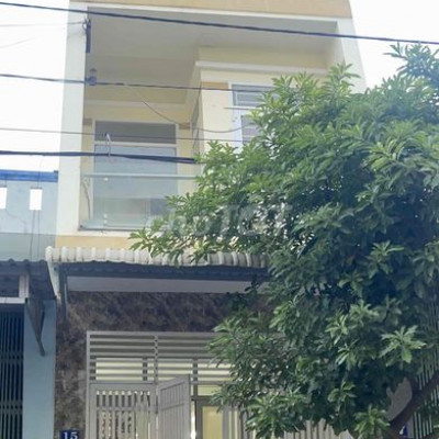Cho thuê nhà 3 tầng 15 Nguyễn Thanh Trà, Đống Đa, Quy Nhơn