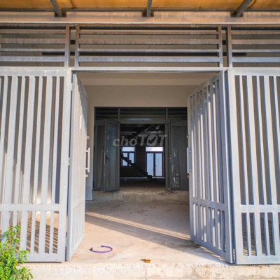 BÁN NHÀ VIP: 3 TẦNG MẶT TIỀN ĐƯỜNG THANH NIÊN – DT: 101M²