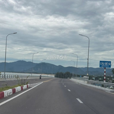 Chính chủ bán lô MT KDT DeGi - Cát Khánh, ngay Chợ Đồng Lâm. Khu TDTT